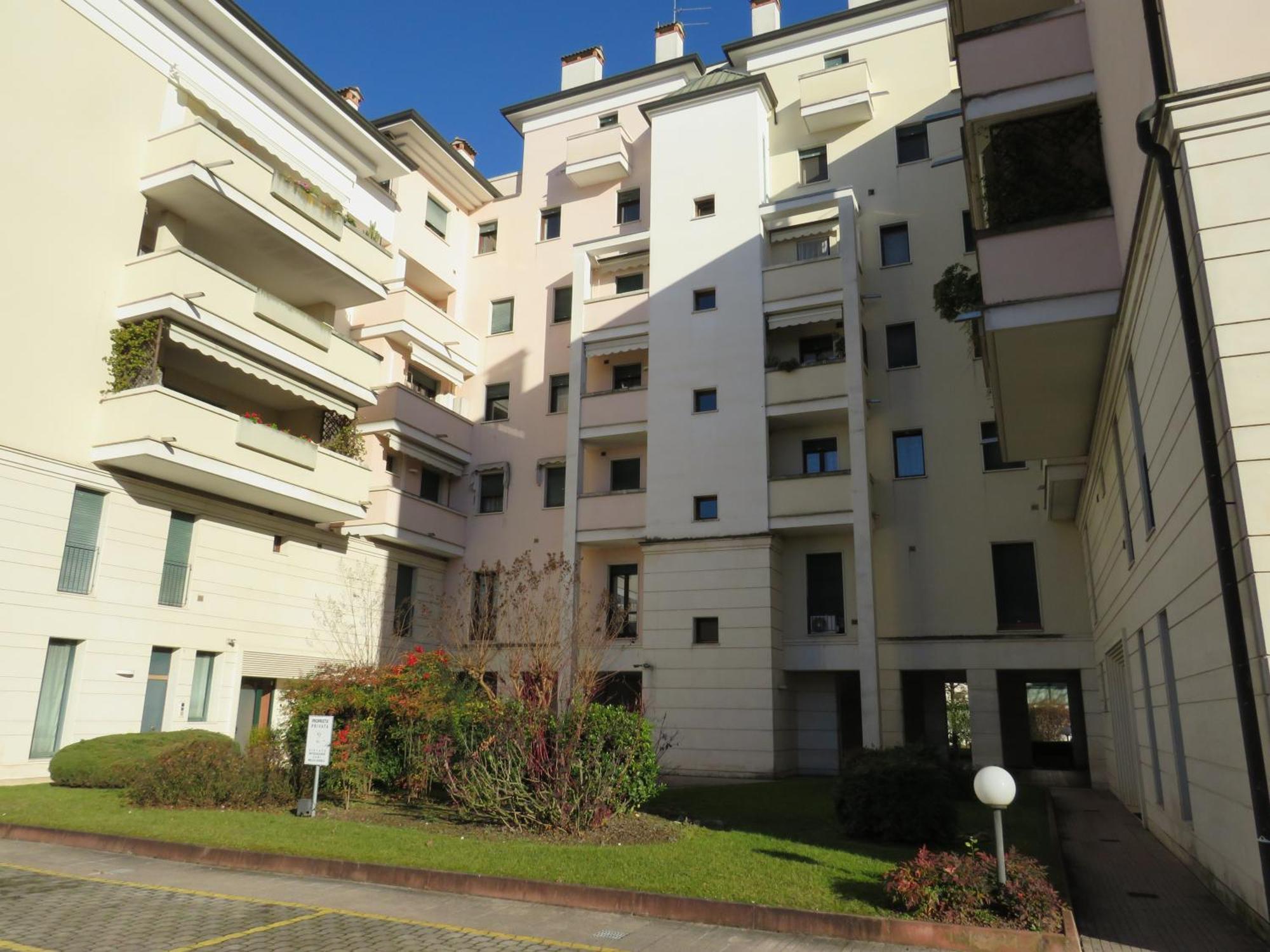Palladium Cozy Suite Close To Downtown And Exibition Center Vicenza Exteriör bild